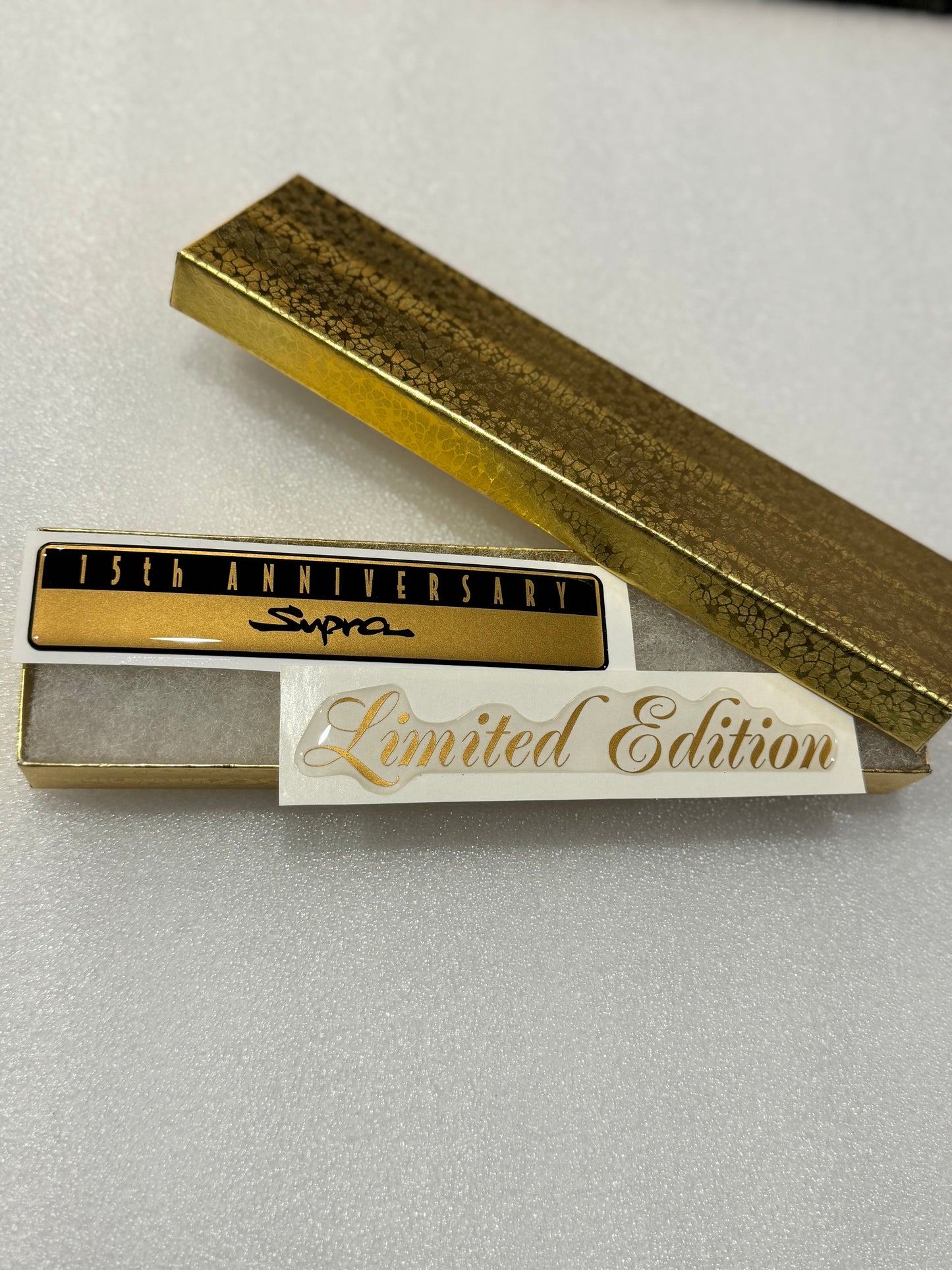 15th Anniversary Gold Fender Badge + Limited Edition
